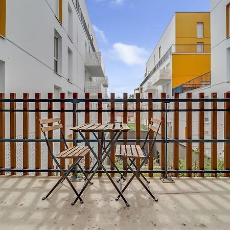 Elegance En Banlieue Parisienne Lägenhet Noisy-le-Sec Exteriör bild